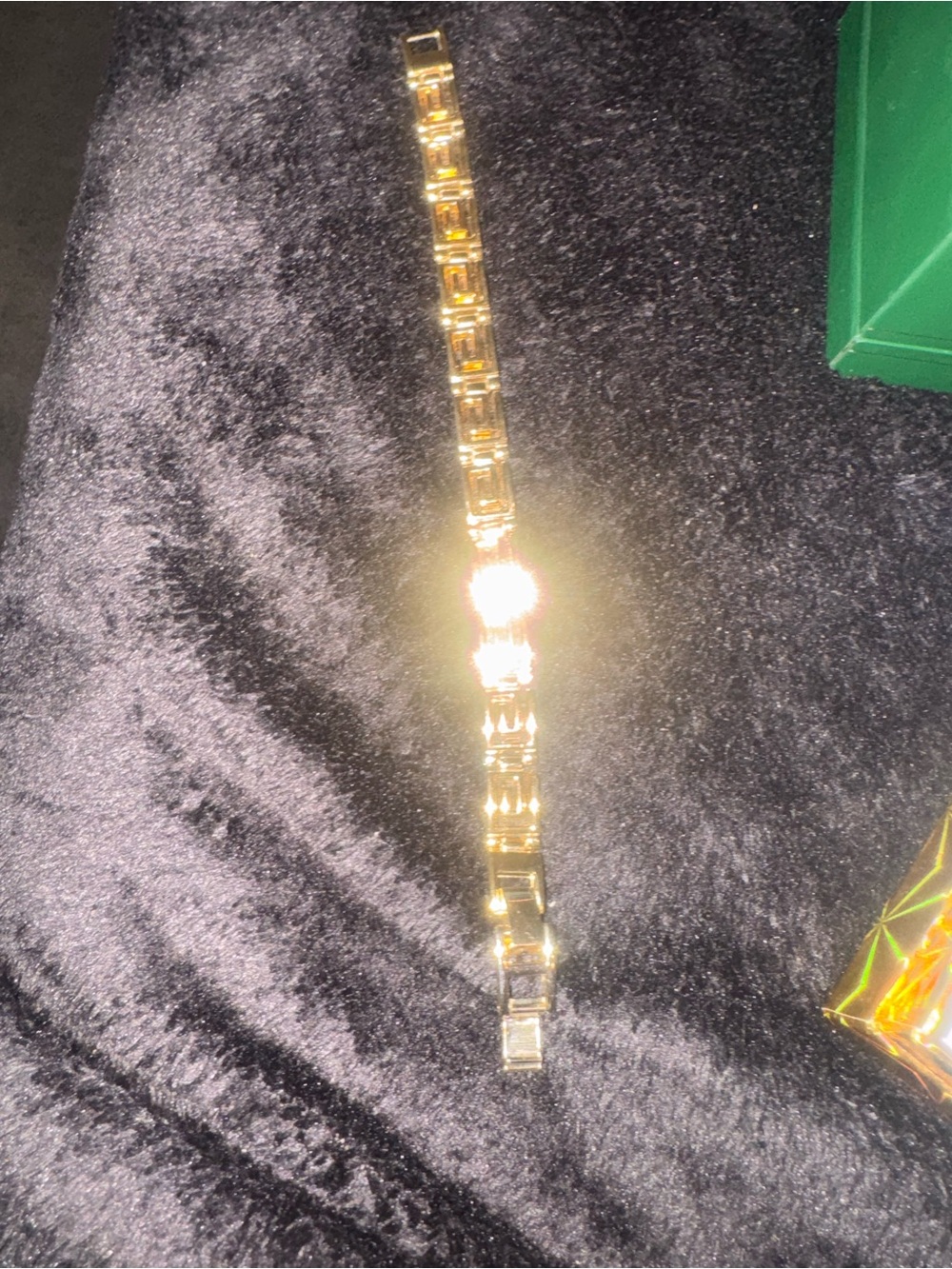 Classic Gold Link Bracelet with Polished Finish